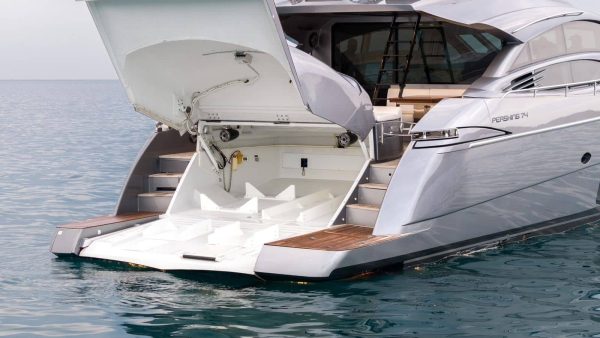 Pershing "6 Hour Private" Yacht Charter - Image 4